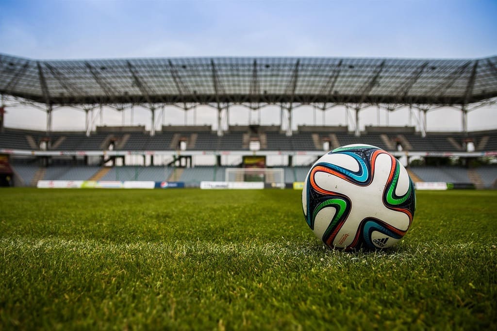 futbolistas con prótesis capilares en el mundial de Qatar